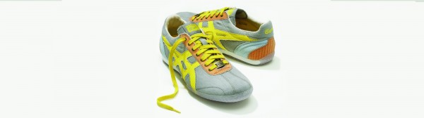 how to clean onitsuka tiger