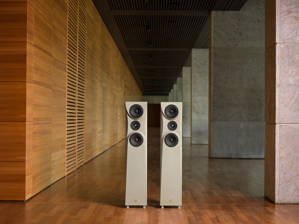 Concrete Audio Speakers The Coolector