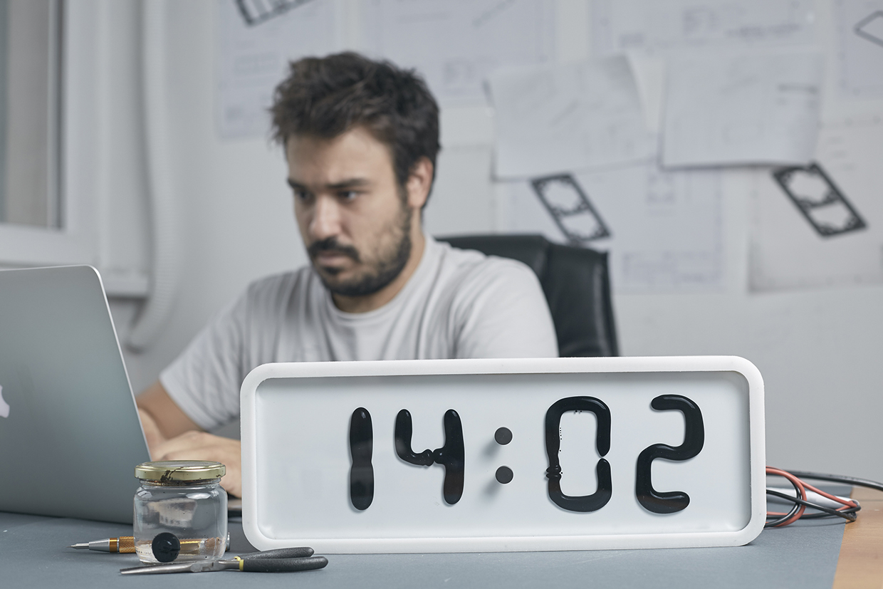 Rhei Liquid Clock The Coolector