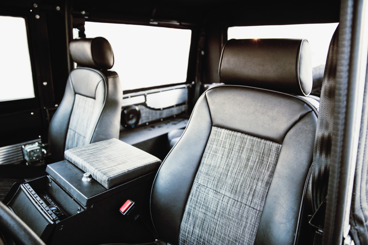 ICON_D90_Front_Seats_2