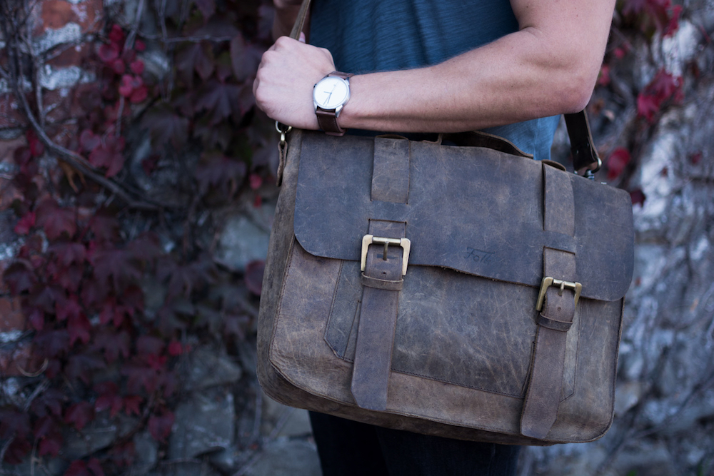 FOLK Buffalo Leather Messenger Bags | The Coolector