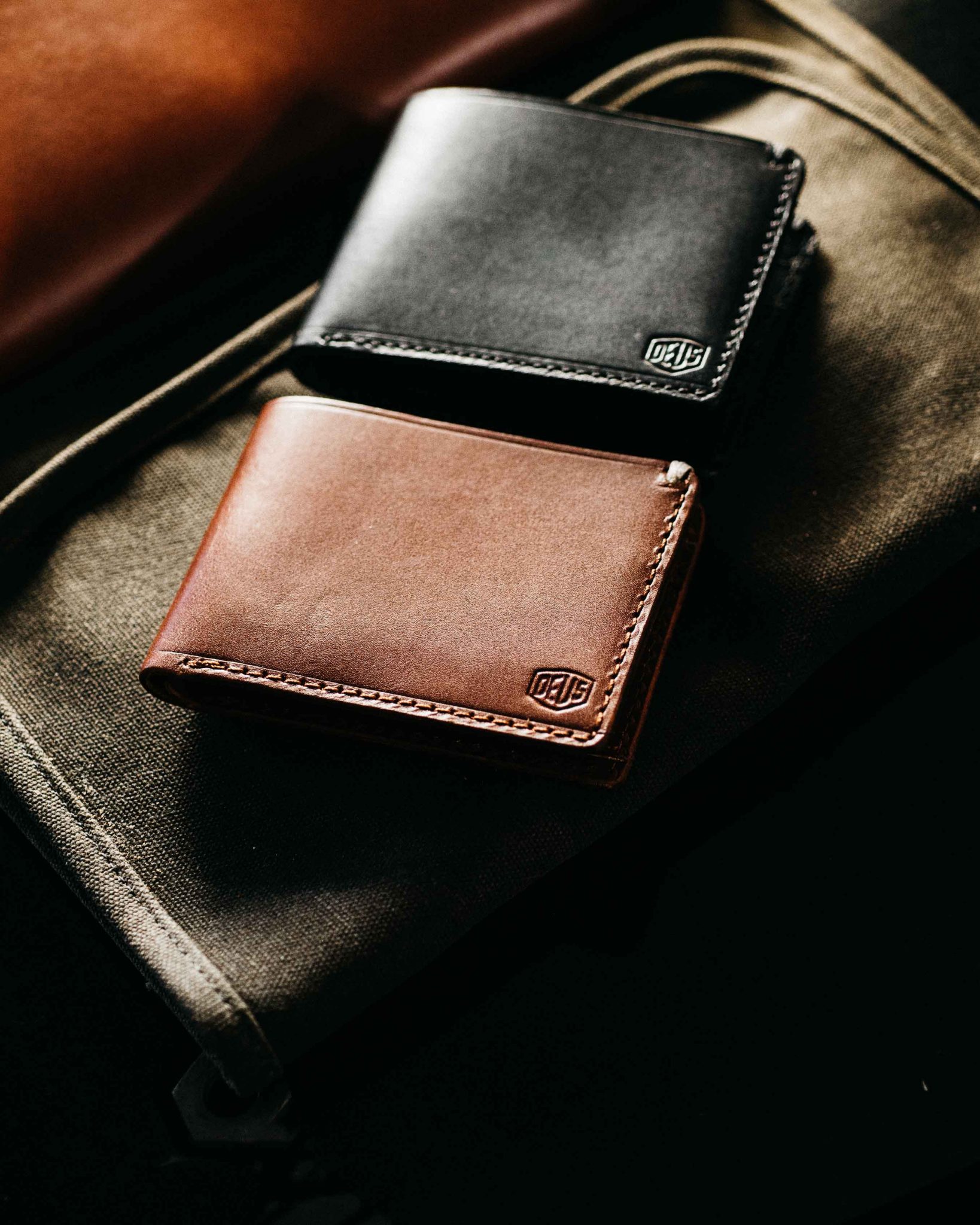 Deus Ex Machina Leather Wallets | The Coolector