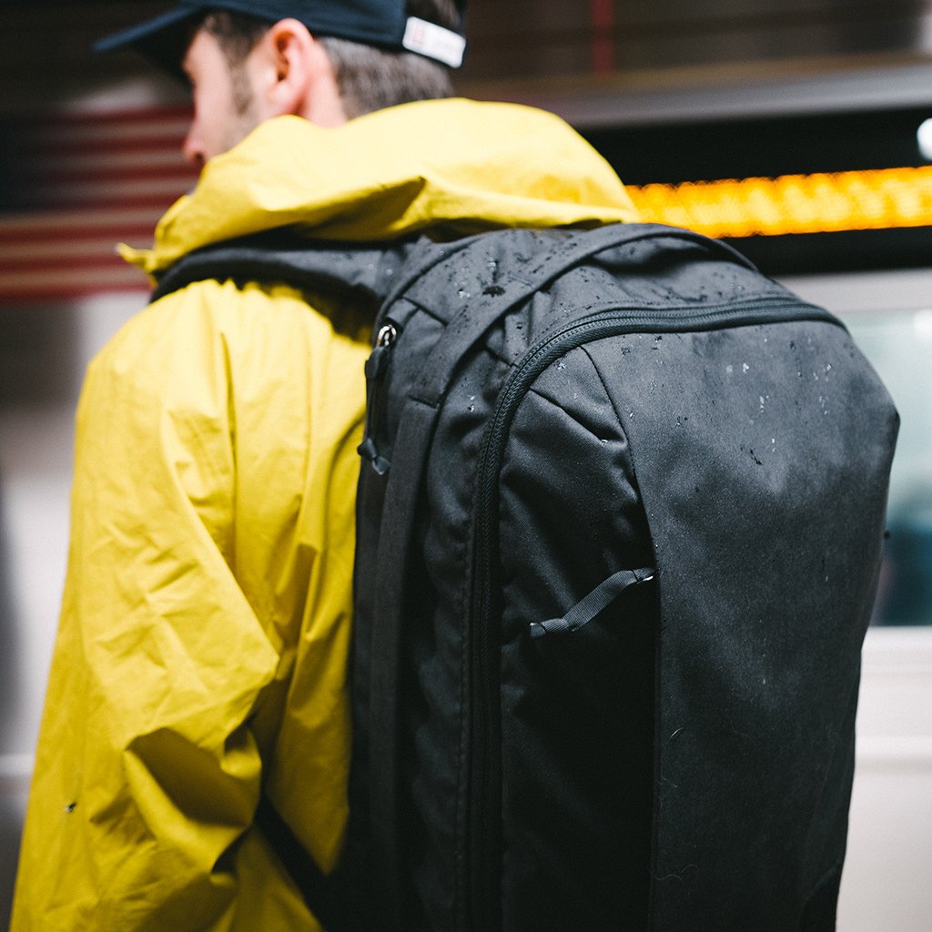 lightweight travel backpack