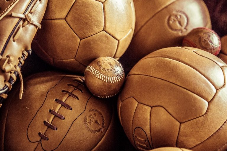 Modest Vintage Player Sporting Goods The Coolector