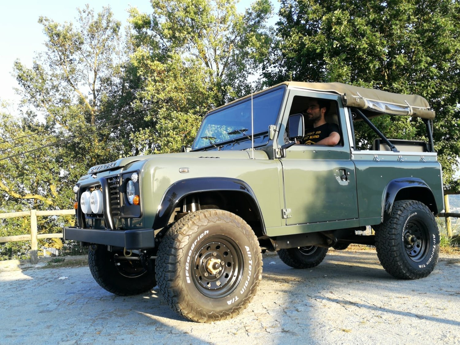 Legacy Overland Land Rover Defender 90 Soft Top The