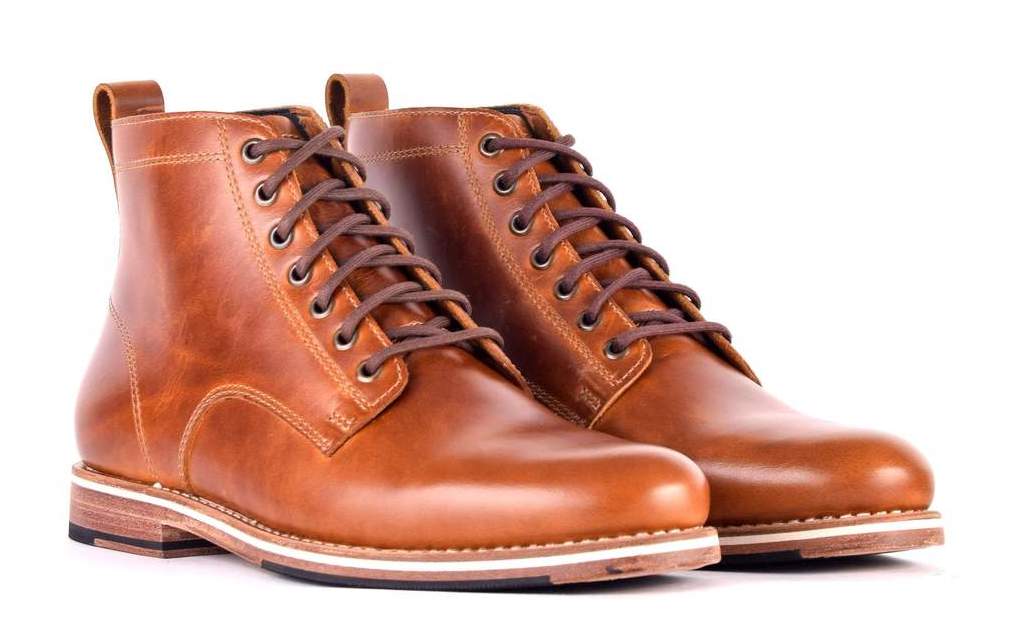 HELM Zind Boots | The Coolector