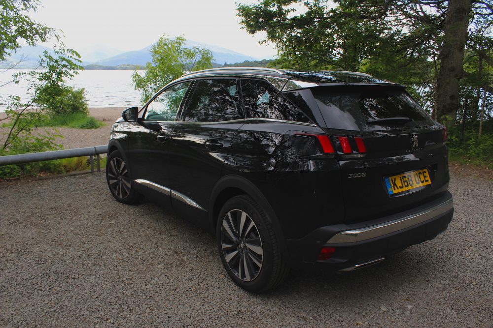 New Peugeot 3008 – The sleek SUV from Peugeot