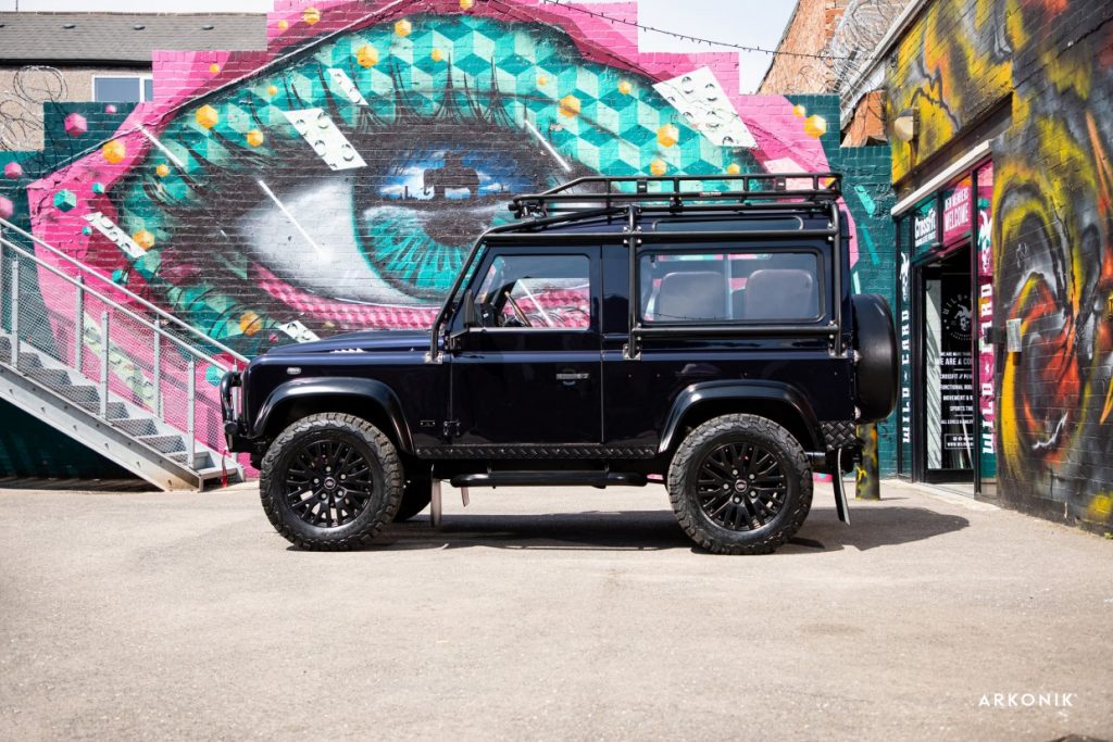 Arkonik Fargo Land Rover The Coolector