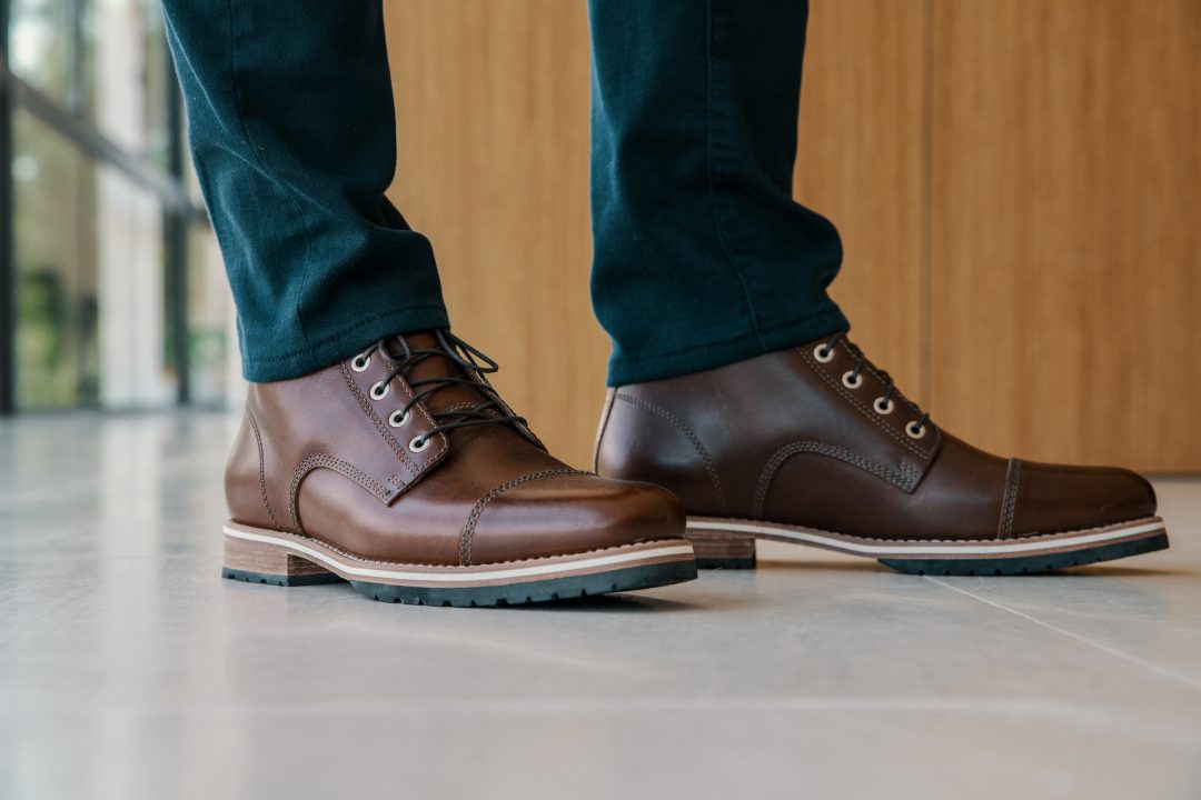 Helm Hollis Boots | The Coolector