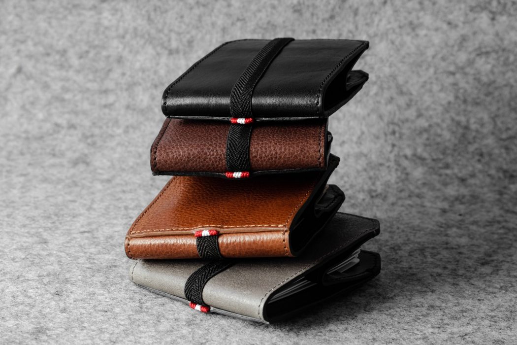 Hard Graft Ta Da Card Case | The Coolector