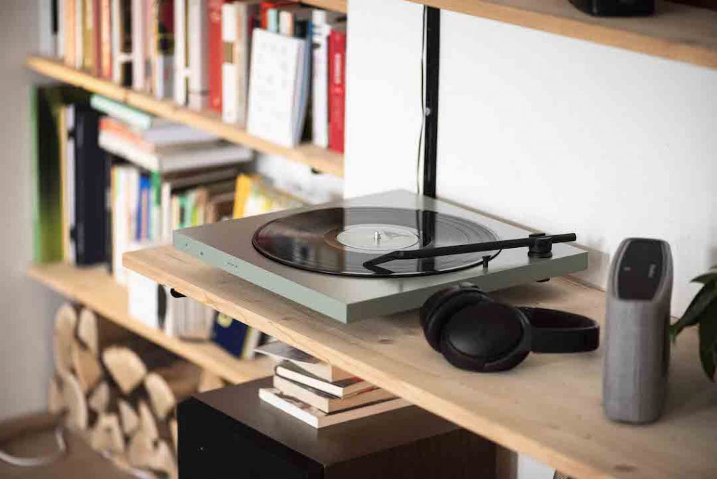 Tone Factory Minimalist Turntable The Coolector