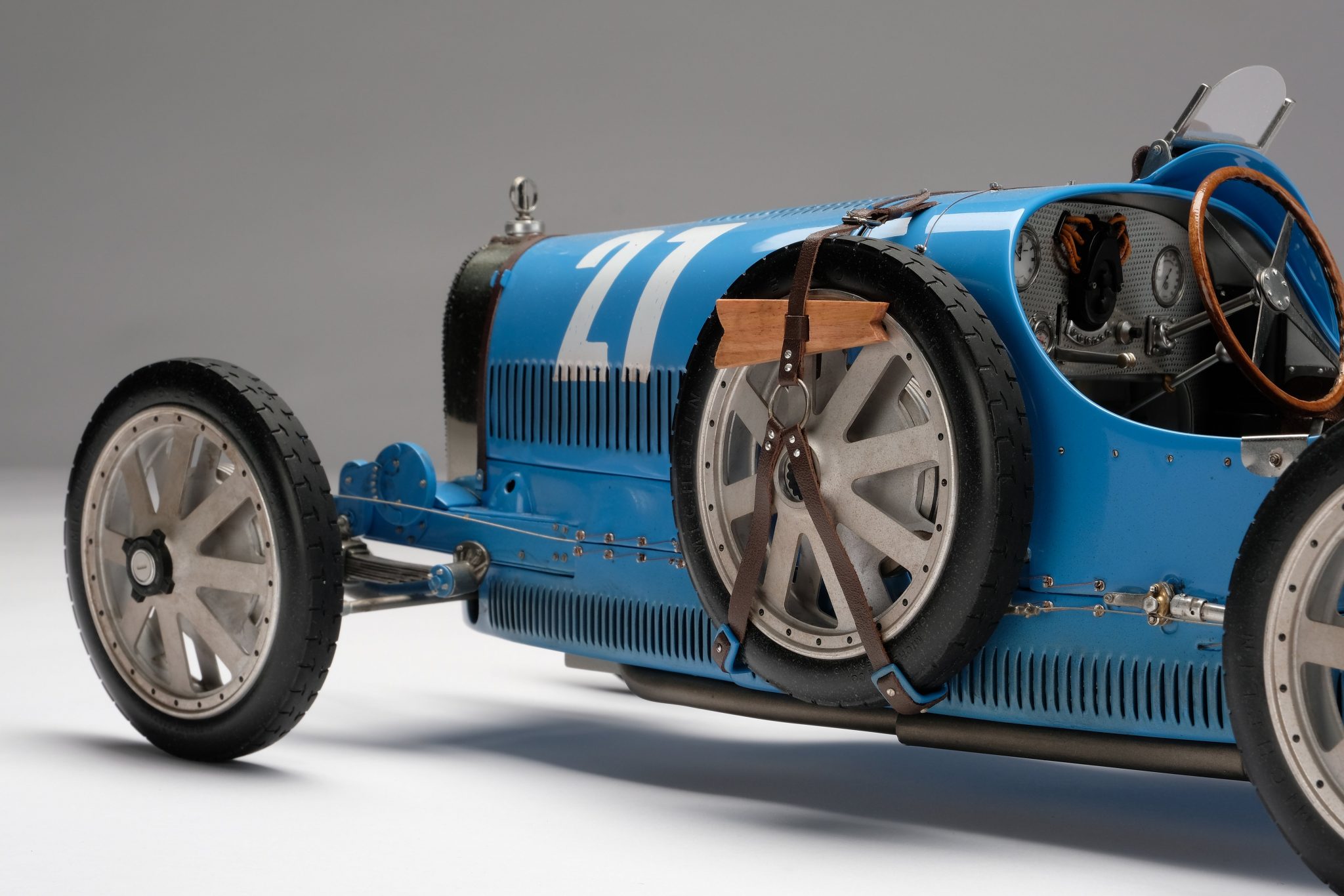 Amalgam Bugatti Type 35T 1926 Targa Florio Winner Race Weathered Model