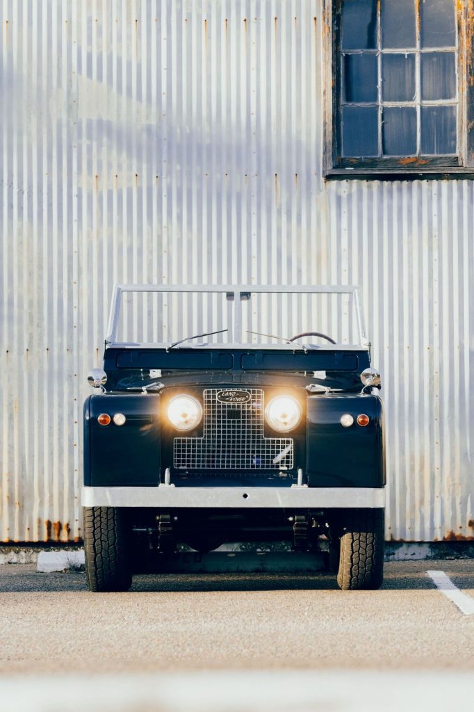 Himalaya x Taylor Stitch Land Rover Pre-Defender | The Coolector
