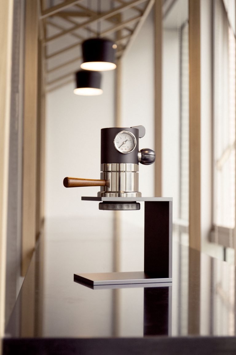 Xbar 9Bar Espresso Maker The Coolector