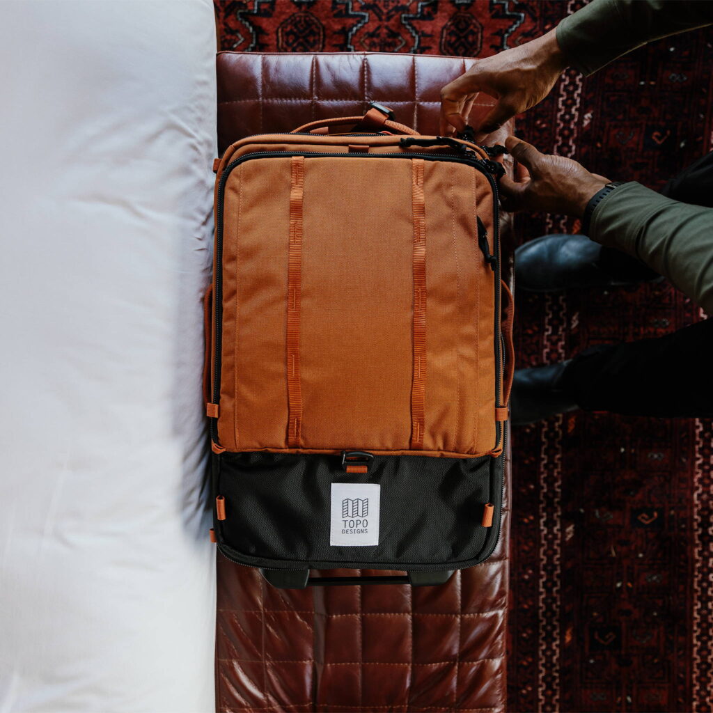 Topo Designs Global Travel Bag Roller - Black/Black