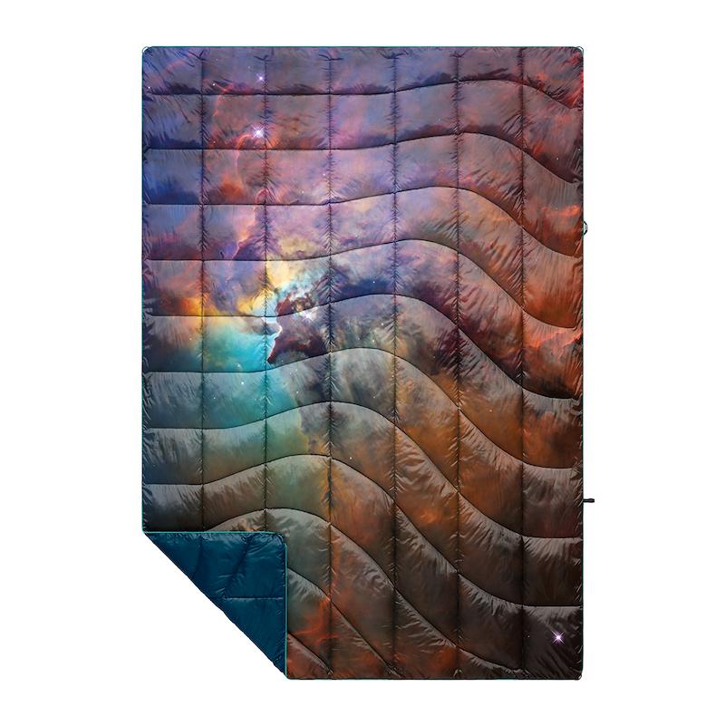 8 of the coolest blankets from Rumpl The Coolector