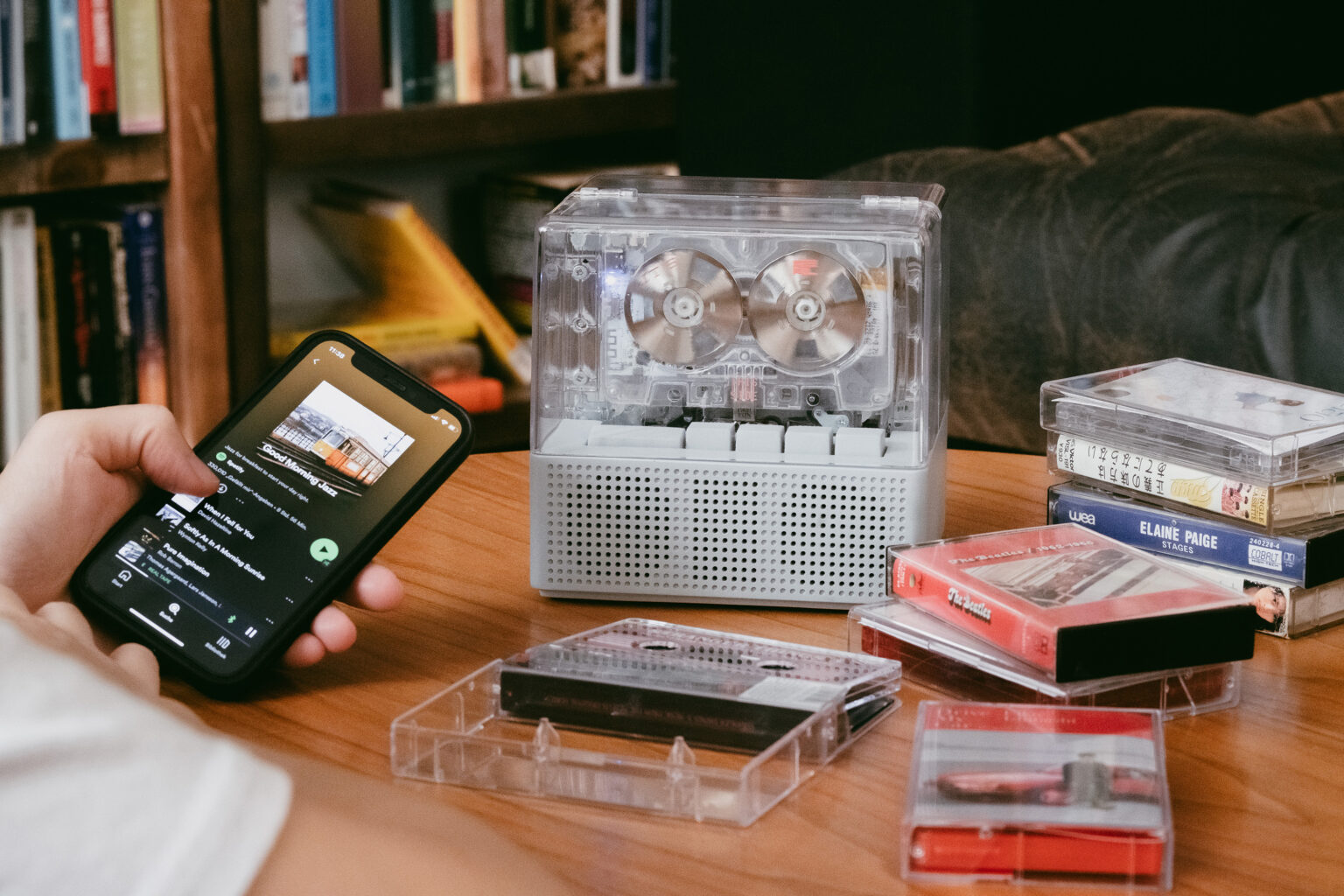 IT’S REAL Bluetooth Speaker + Cassette Player The Coolector