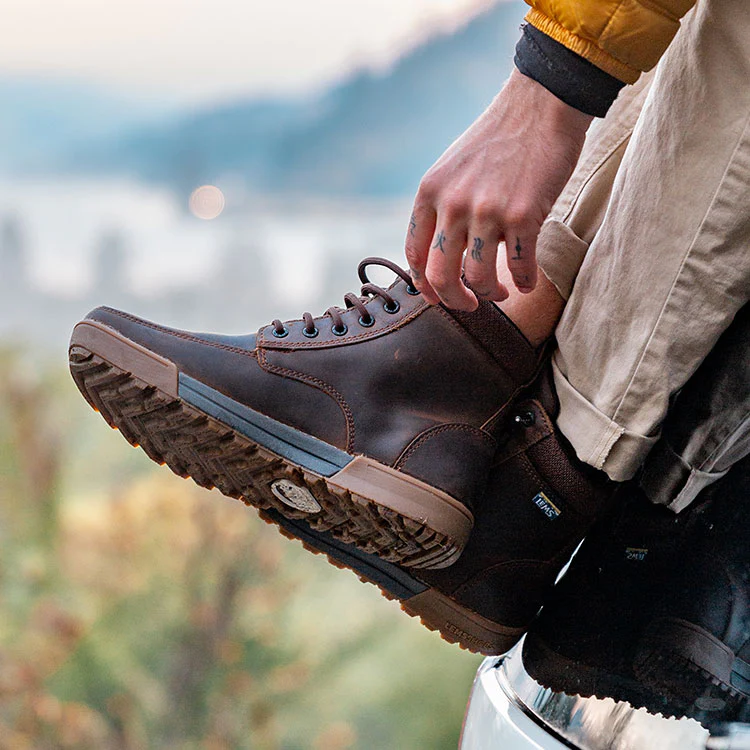 Lems Boulder Summit Waterproof Boots | The Coolector