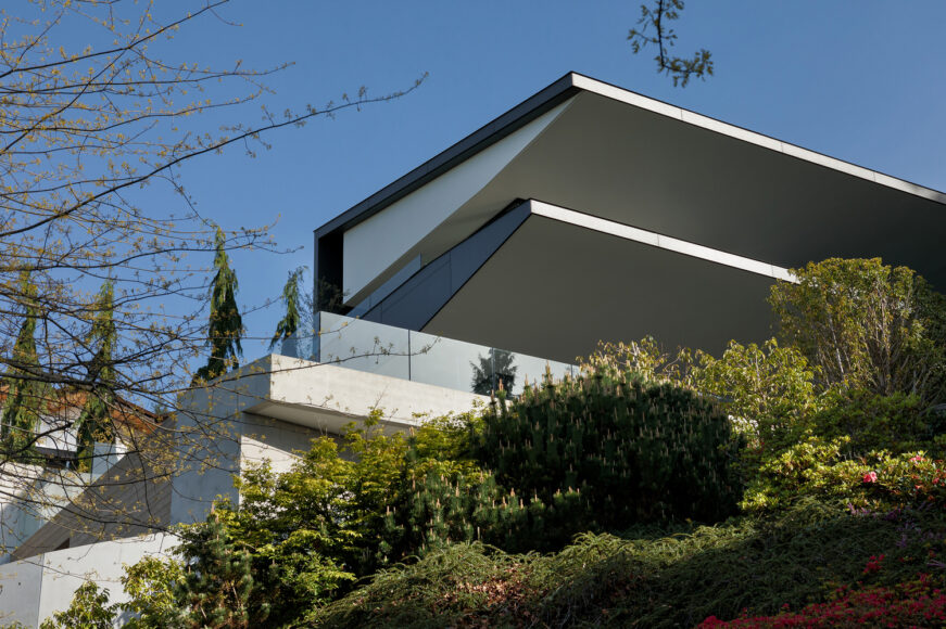 Eaves House | The Coolector