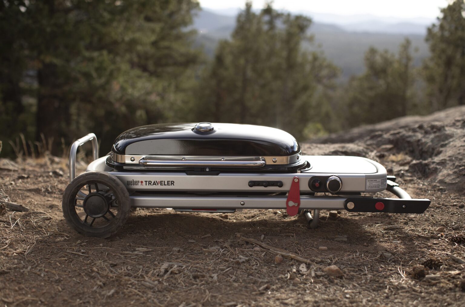 er Traveler Stealth Edition Portable Gas Grill The Coolector