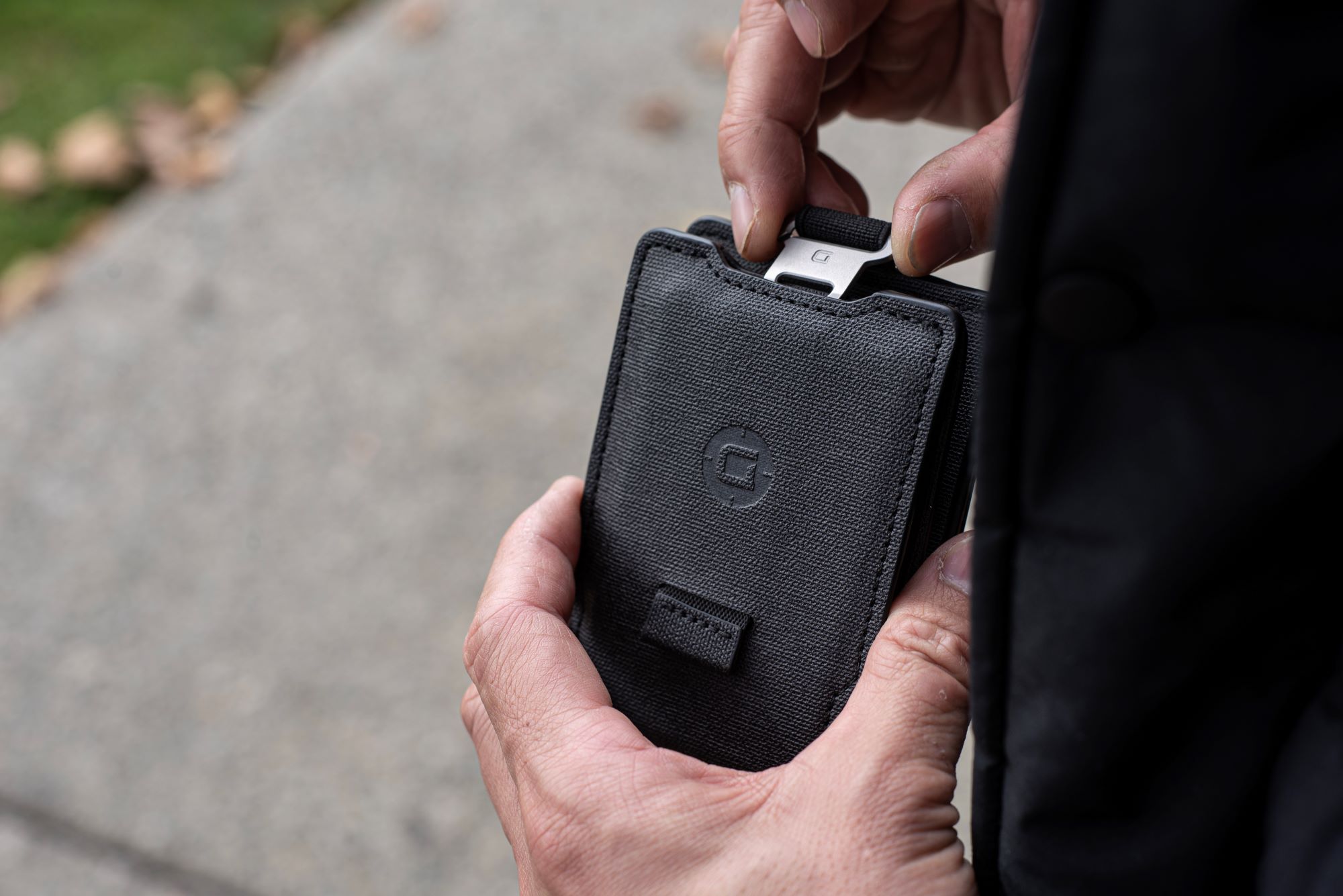 Dango S2 Stealth™ Bifold Wallet The Coolector