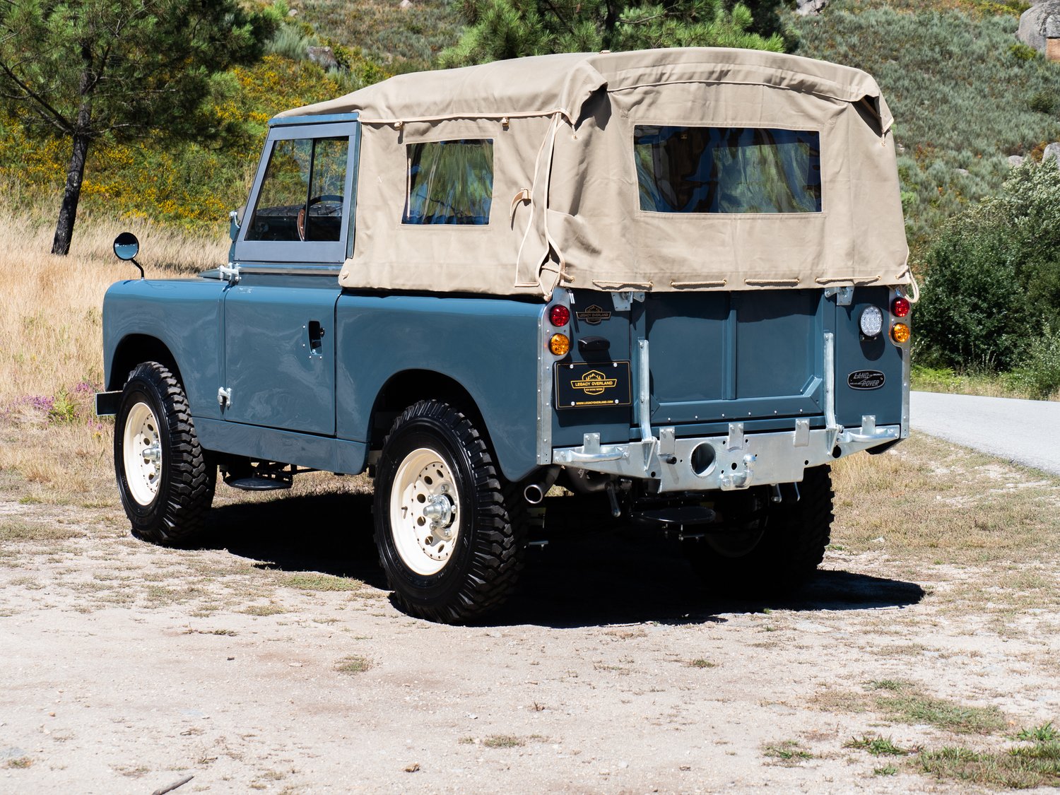 Legacy Overland 1968 Land Rover Series IIa 88 | The Coolector