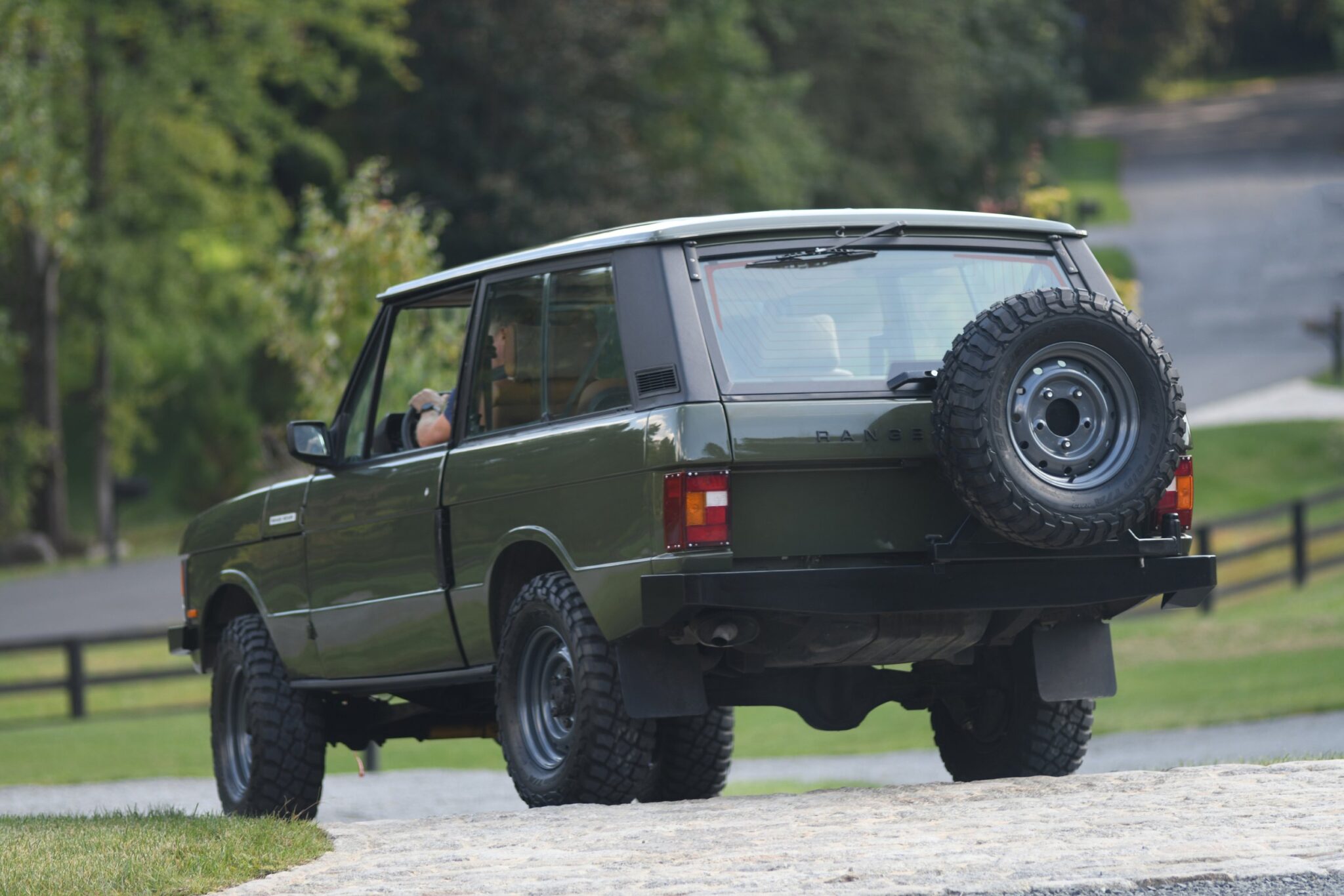 Rig Rover Commonwealth Classics 1993 Range Rover Classic Suffix Trail Rig | The ...