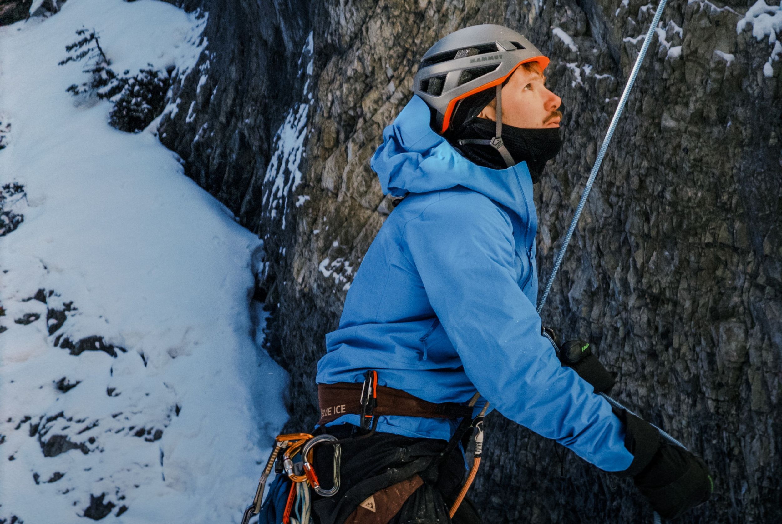 Built for the Vertical World: The Inselberg Axiom Shell Jacket