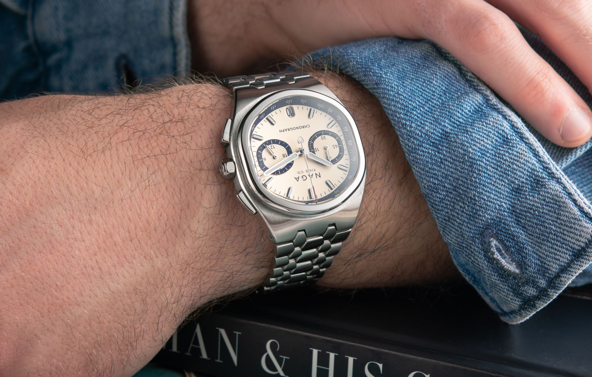Track Precision: The NAGA Granturismo Chronograph 39 | The Coolector